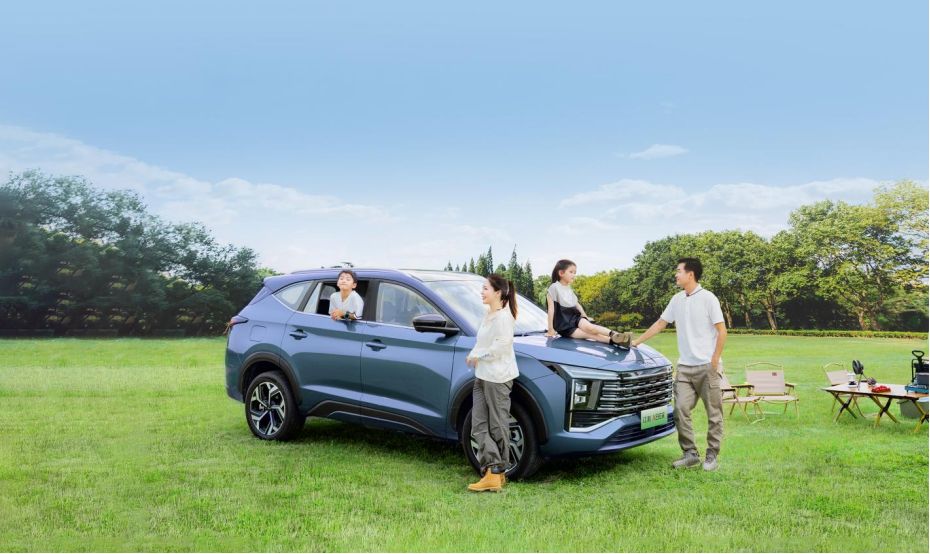 9.98-14.98万元  大七座电混SUV  z6com·尊龙X8 E家正式上市270.png